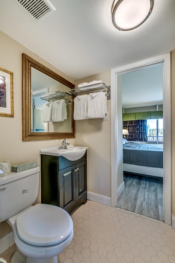 Beachcomber Inn & Suites Myrtle Beach Bagian luar foto